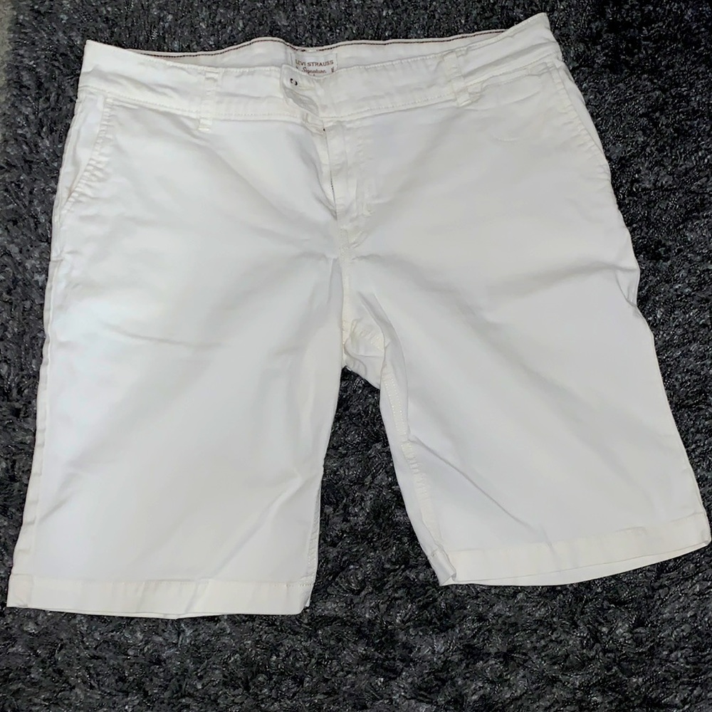 Women’s Levi’s Bermuda Shorts Plus